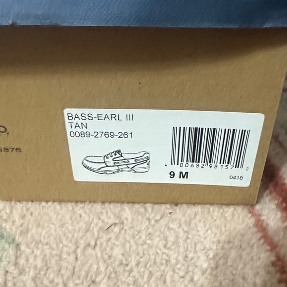 Bass-Earl III Men's Tan Leather Boat Shoes - Picture 2 of 4